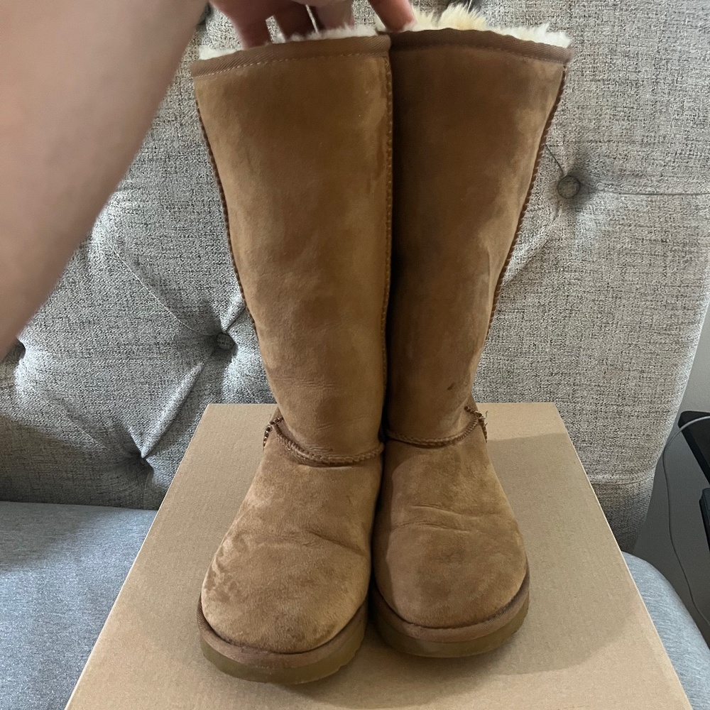 UGG Women's Classic Tall Boots Tan